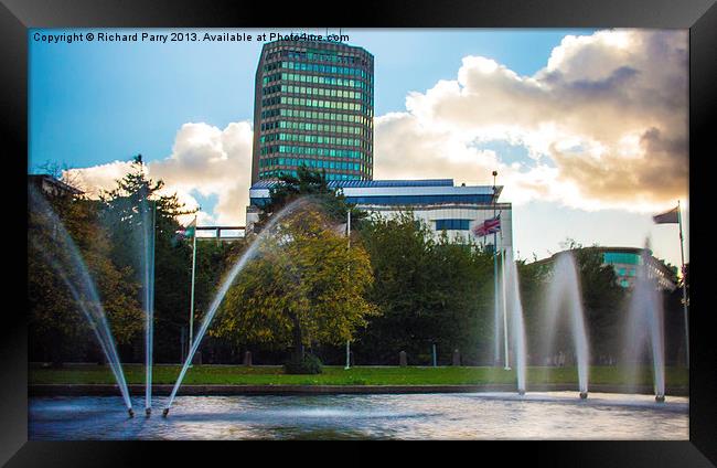 City Hall Fountains Framed Print by Richard Parry