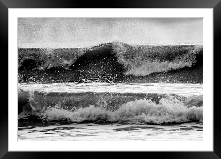surfer paddling out Framed Mounted Print by Ian Jones