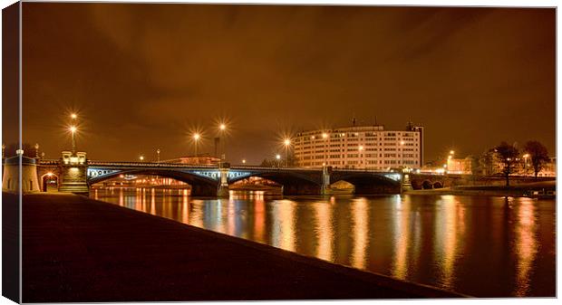 Trent Bridge at night Canvas Print by Alex Clark