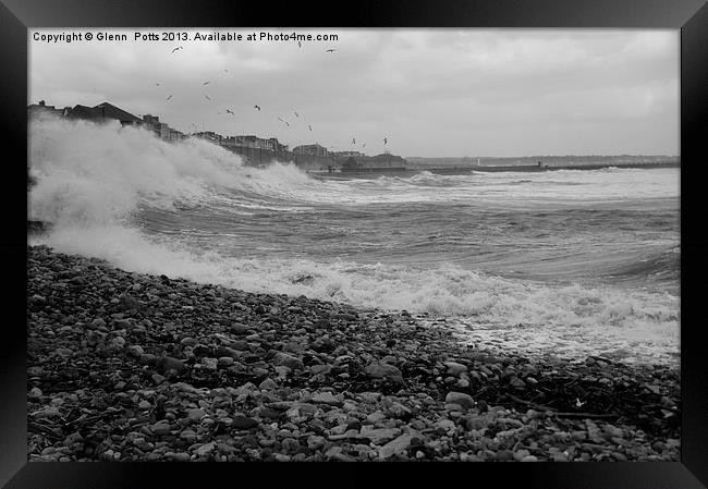 Sunderland Roker Beach Framed Print by Glenn Potts