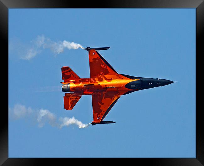 F-16AM Fighting Falcon Framed Print by Paul Scoullar