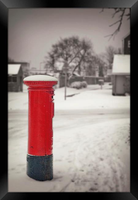 Winter Post Box Framed Print by Castleton Photographic