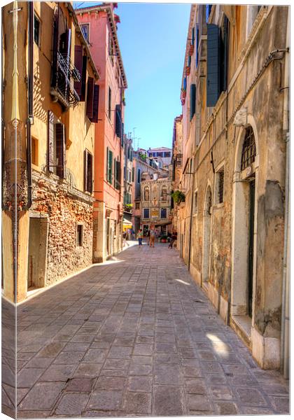 An Alleyway in Venice Canvas Print by Tom Gomez