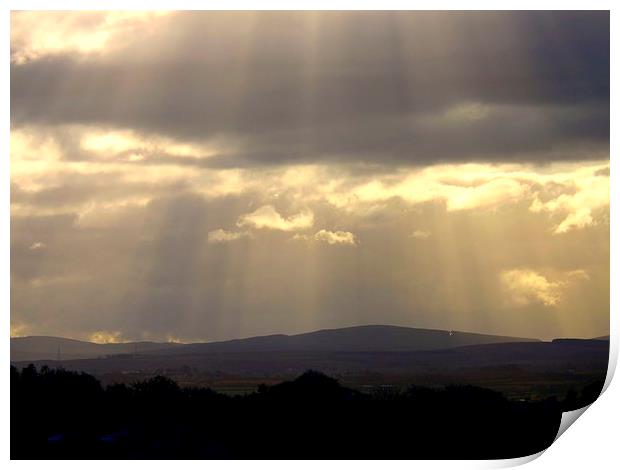 Clyde Valley Sunrays Print by Bill Lighterness