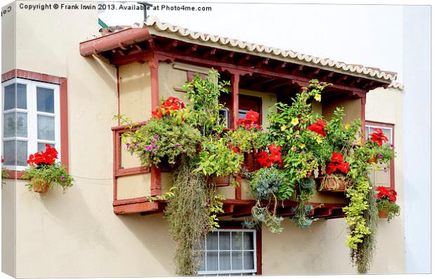 A typical urban house in Funchal Canvas Print by Frank Irwin