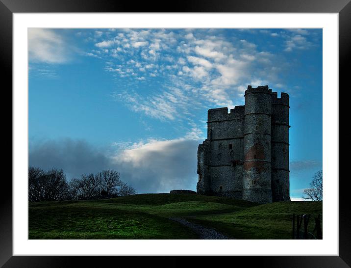 Donnington Castle Newbury Framed Mounted Print by Ian Lewis