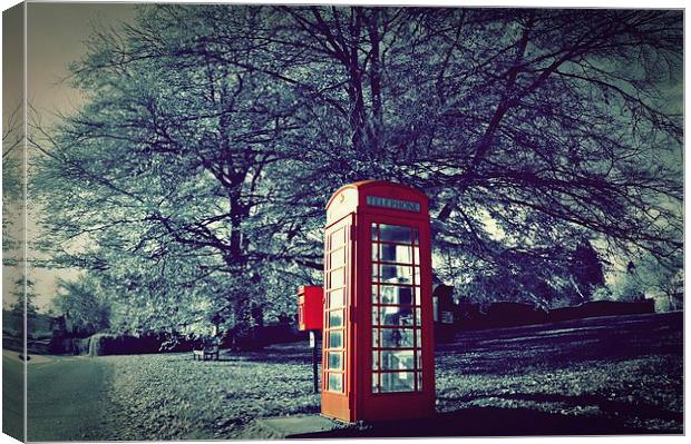 The red telphone box and post box Canvas Print by leonard alexander