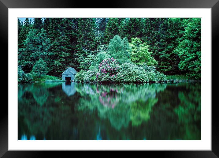 A reflective half-minute... Framed Mounted Print by Douglas McMann