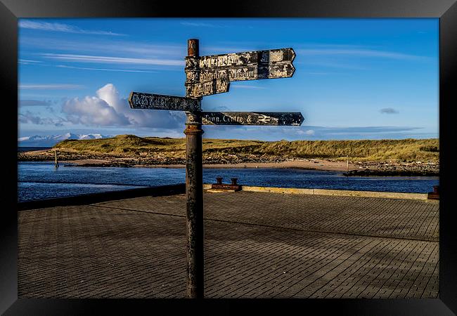 Sign Post to nowhere Framed Print by Sam Smith