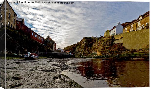 Roxby Beck Staithes Canvas Print by keith sayer
