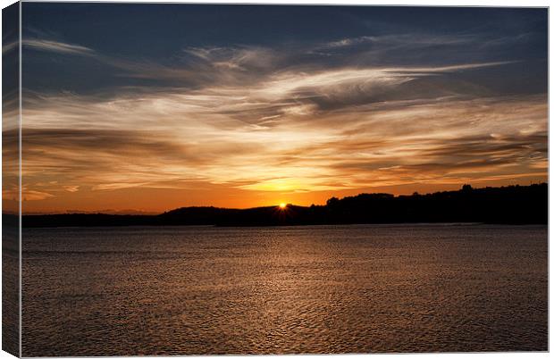 Torquay Sunset. Canvas Print by Louise Wagstaff