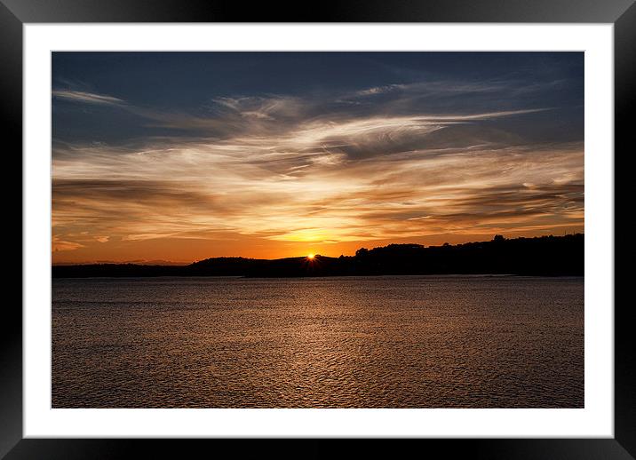 Torquay Sunset. Framed Mounted Print by Louise Wagstaff