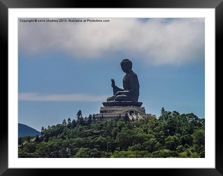 Tian Tan Buddha Framed Mounted Print by colin chalkley