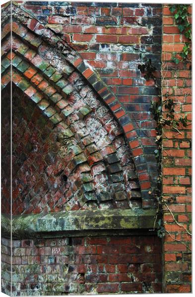 Victorian brick tunnel Canvas Print by mazza and beksa beksa