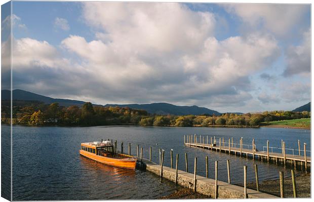 Tour boat moored at Keswick end of Derwent Water. Canvas Print by Liam Grant