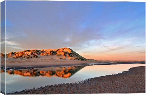 Dune Reflection Newburgh Beach Canvas Print by Eric Watson