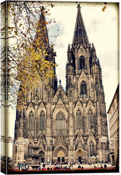 The magnificent Cologne Cathedral (grunge effect) Canvas Print by Frank Irwin