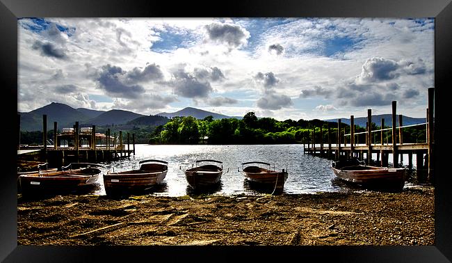 End of the Day Derwentwater Framed Print by Ian Lewis