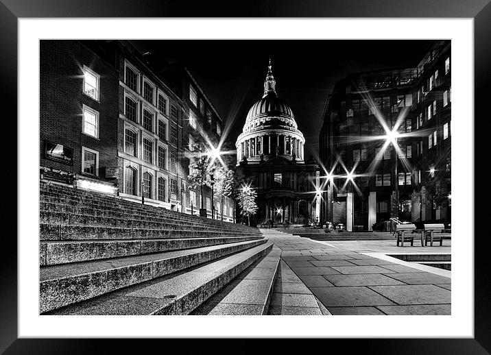 St pauls Cathedral at Night Framed Mounted Print by Ian Hufton