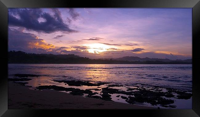 Sundown Framed Print by Laura Kenny