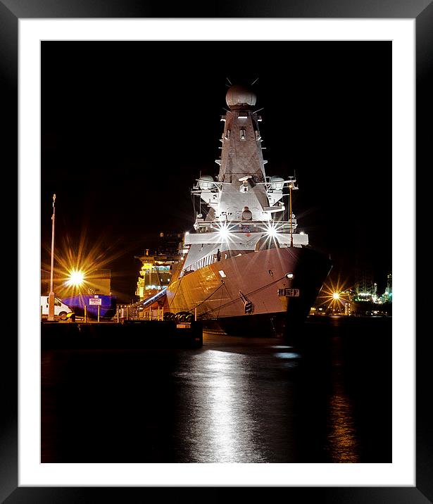 HMS Duncan docked in Dundee Framed Mounted Print by Lorraine Paterson