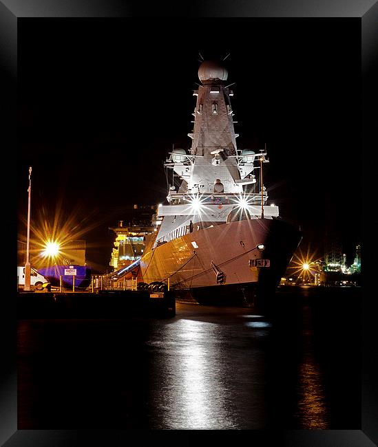 HMS Duncan docked in Dundee Framed Print by Lorraine Paterson