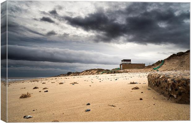 Hemsby Lifeboat Shed Canvas Print by Stephen Mole