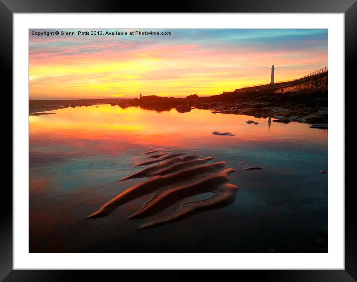 Seaburn Beach Sunderland Framed Mounted Print by Glenn Potts