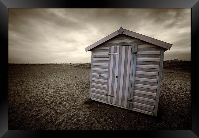 Great Yarmouth Beach Huts Framed Print by Dave Turner