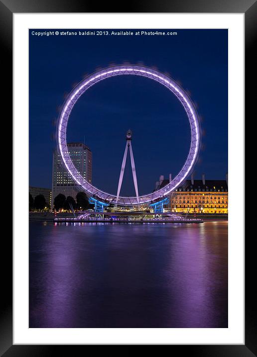 Night view of the london eye, London, England Framed Mounted Print by stefano baldini
