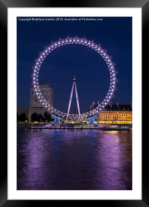 Night view of the london eye Framed Mounted Print by stefano baldini