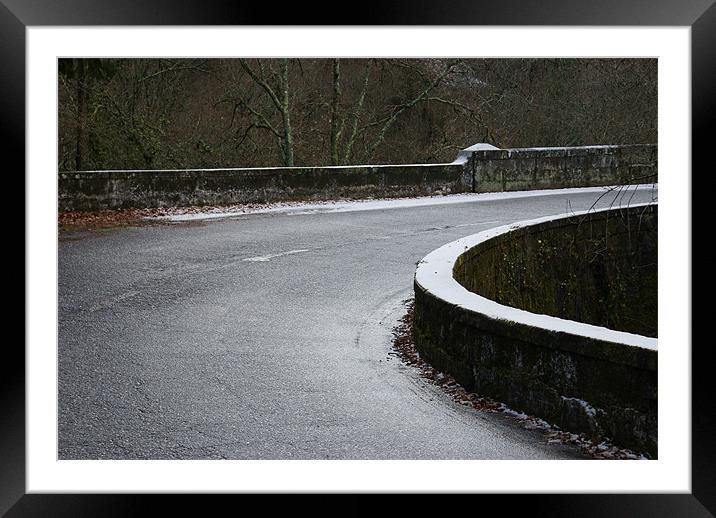 The Curve Framed Mounted Print by Luis Lajas