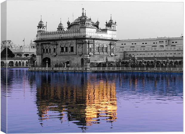 reflection of the golden temple in the Amrit Sarov Canvas Print by anurag gupta