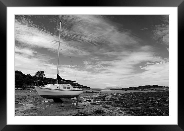 Yacht at Glenuig beach, ardnamurchan Framed Mounted Print by Dan Ward