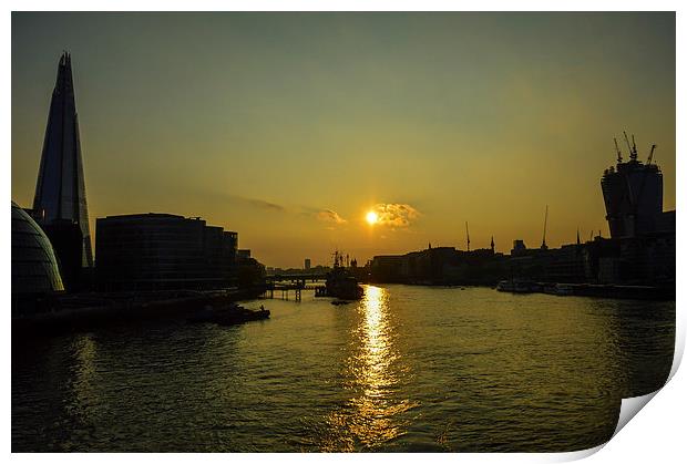 sunset over hms belfast Print by nick wastie