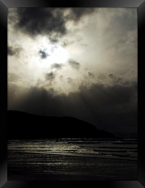Sunburst in Black and White Framed Print by Pete Moyes