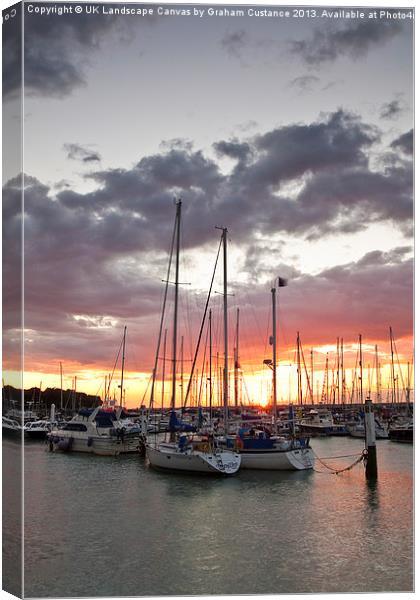 Yarmouth Harbour Canvas Print by Graham Custance