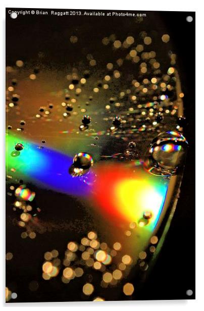 Water Drop Disc- Glow Acrylic by Brian  Raggatt