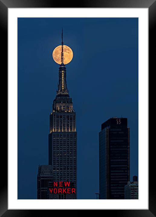 Super Moon In An Empire State Of Mind Framed Mounted Print by Susan Candelario
