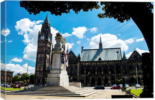 Rochdale Memorial and Town Hall Canvas Print by Darren Eves