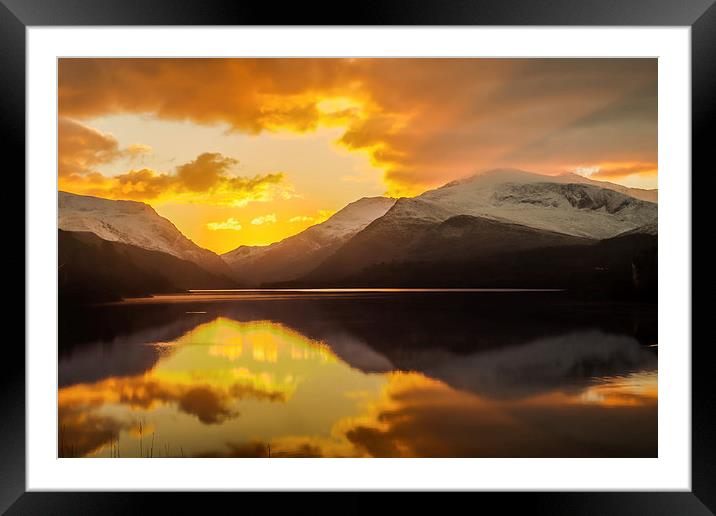 Llyn Padarn sunrise Framed Mounted Print by Gail Johnson