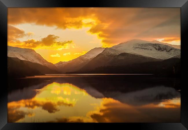 Llyn Padarn sunrise Framed Print by Gail Johnson