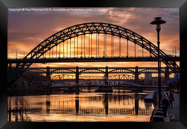Sunset on the Tyne Framed Print by Ray Pritchard