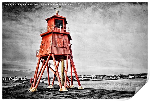 Herd Lighthouse Print by Ray Pritchard