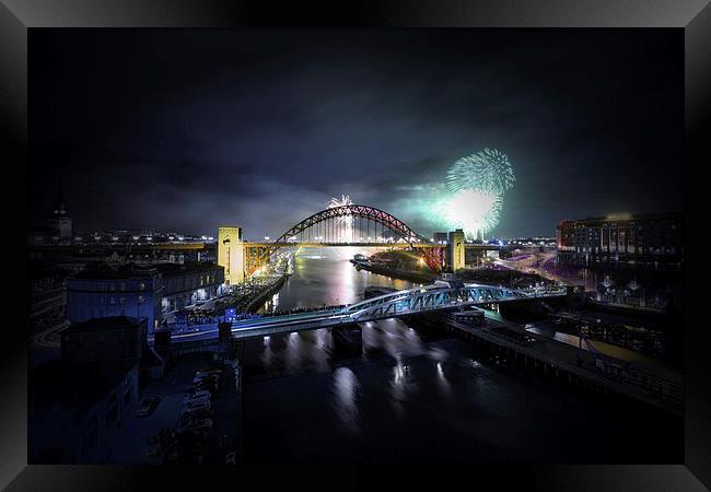 Newcastle New Year Celebrations 2014 Framed Print by Paul Appleby