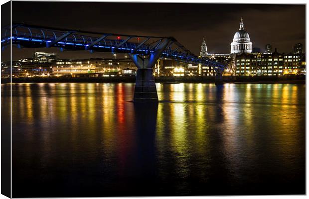 St Pauls Canvas Print by Oxon Images