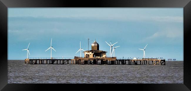 Heren bay pier Framed Print by Thanet Photos