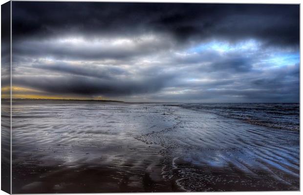 Titchwell beach in Norfolk Canvas Print by Gary Pearson