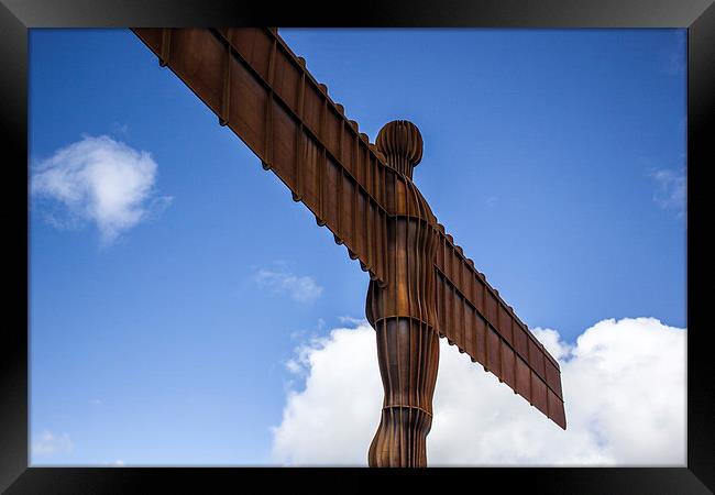 Angel of the North Framed Print by I Burns