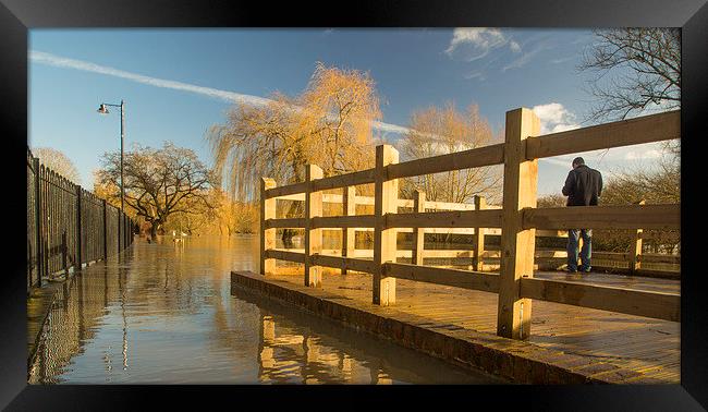 MILL ROAD COBHAM FLOODS SURREY Framed Print by Clive Eariss